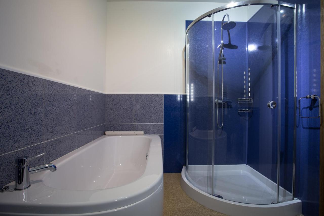 פורט אלן The Islay Hotel מראה חיצוני תמונה